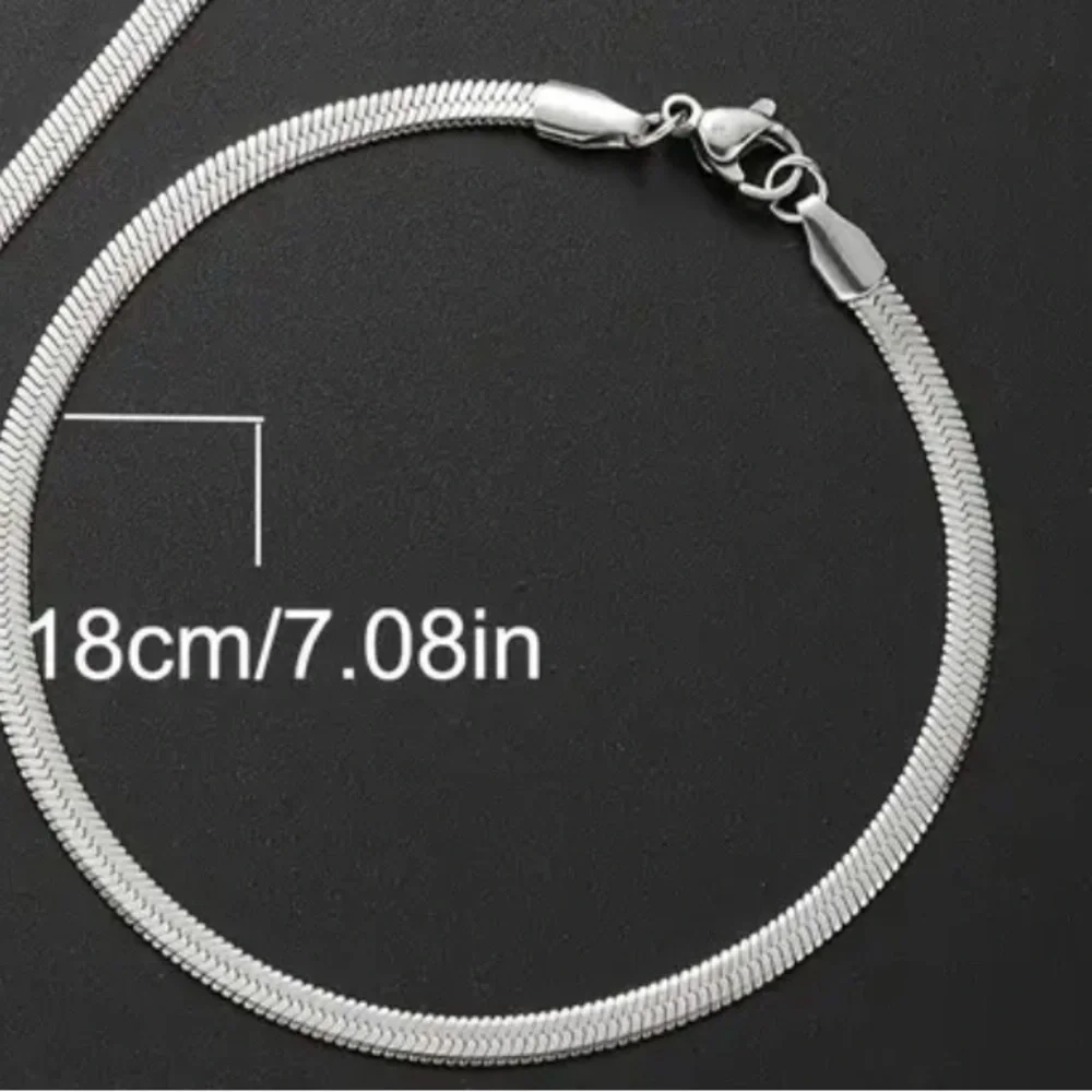 Stainless steel unisex bracelet